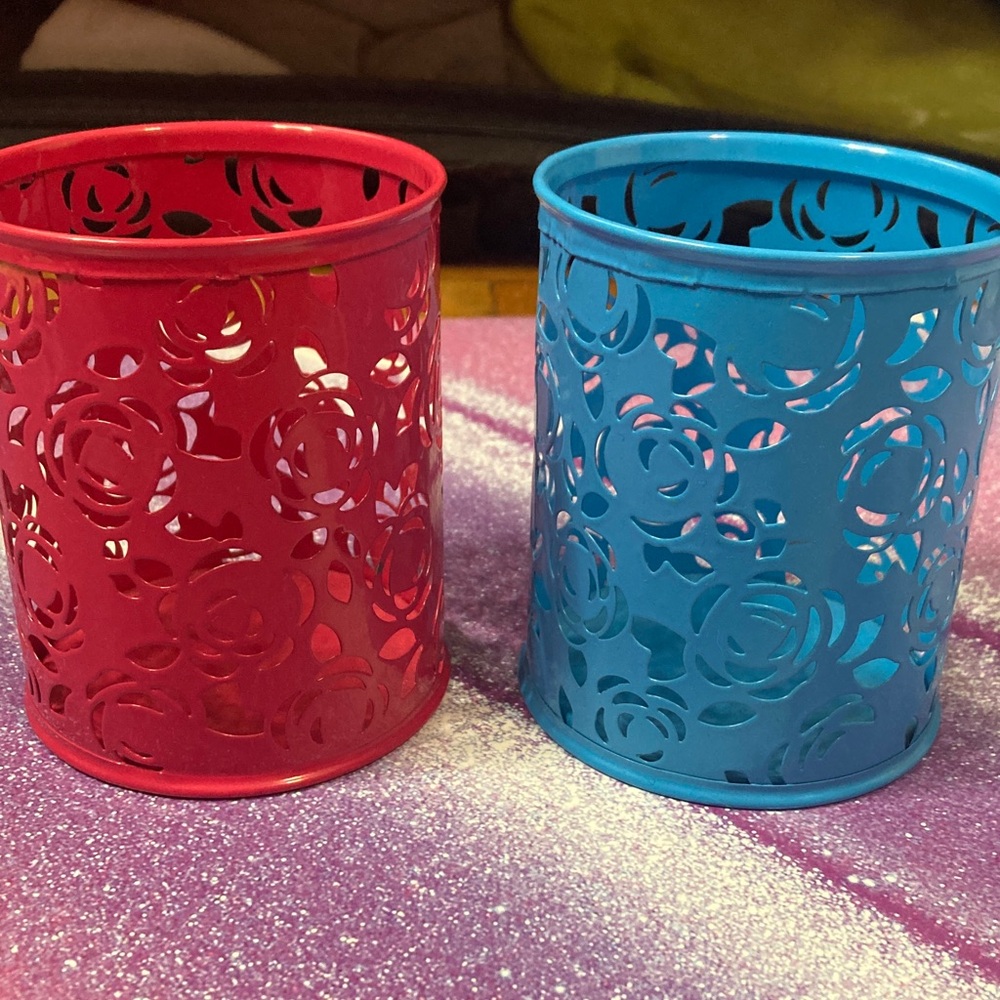 Floral Cutout Metal Brush/Pen/Candle Holders - Red and Blue